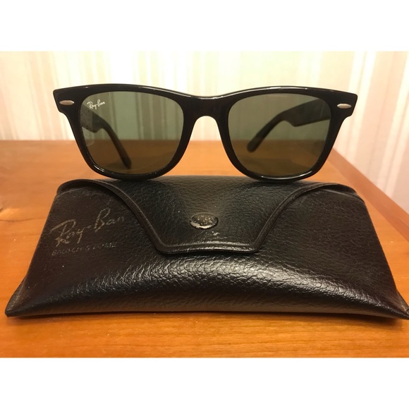 Ray-Ban Accessories - Vintage Ray-Ban Wayfarer Sunglasses